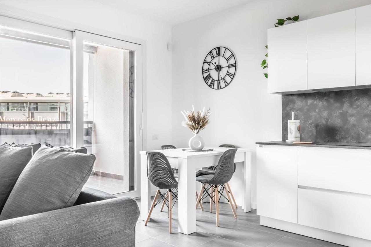 Appartement Harmony House - Rho Fiera 6min - Free Parking - Terrace *